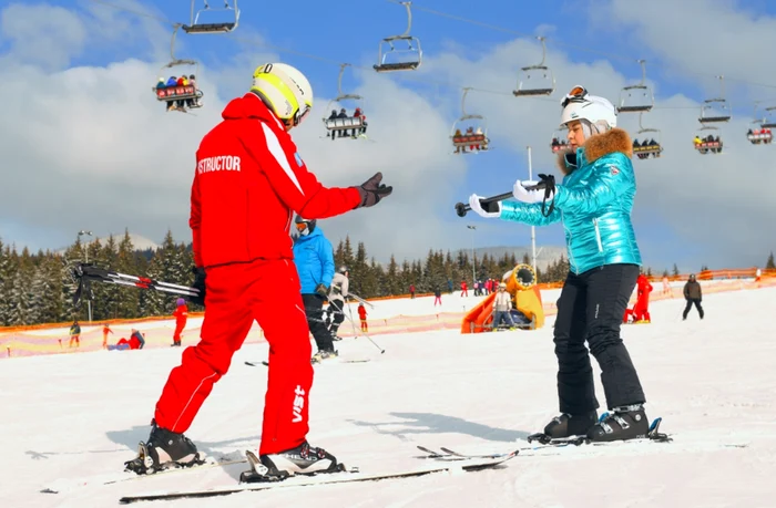 Lecție de schi / Foto: Shutterstock