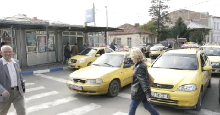 Craiova: Locuitorii Băniei ar putea plăti dublu pentru un kilometru de taxi