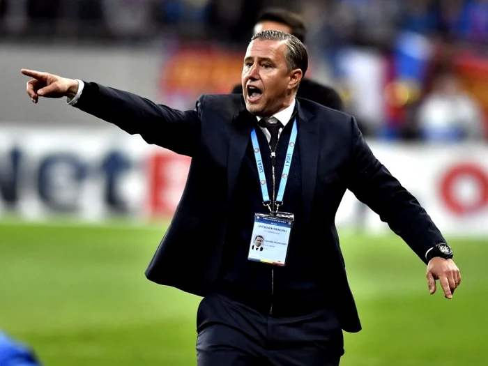 Laurențiu Reghecampf are rezultate slabe la Universitatea Craiova (FOTO: Sportpictures)