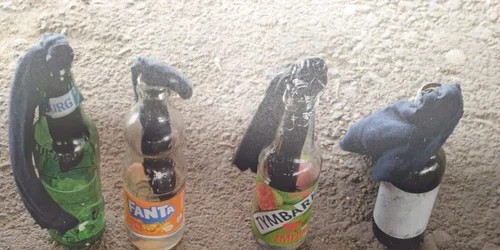 cocktailuri molotov Foto    Poliția Română jpg