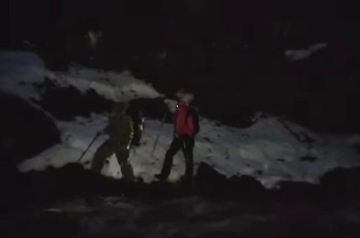 Intervenție de urgență în Munții Maramureșului. FOTO: Captură video / Facebook