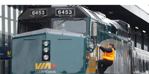 Trenul VIA Rail