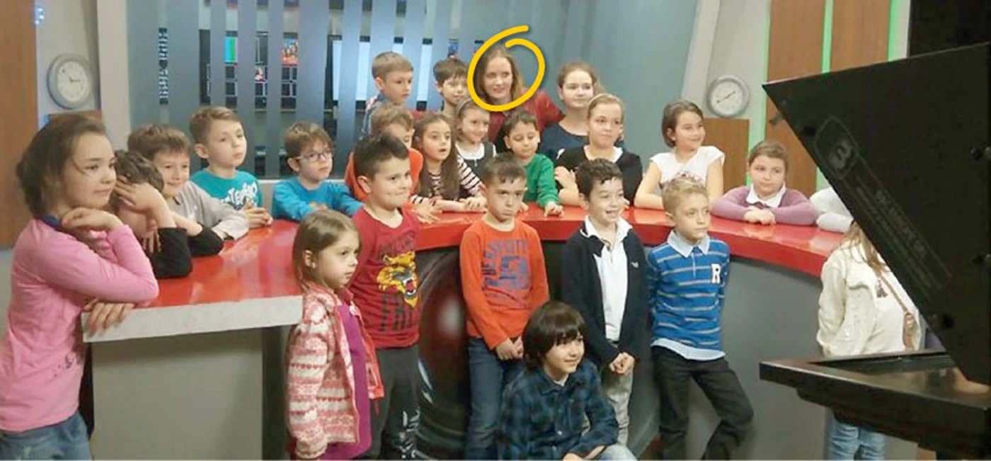 
    Pe Ioana Maria Moldovan o vedeţi în fiecare marţi, de la ora 20.30 la “Nunţi de poveste” (Prima TV), iar sâmbătă se ocupă de elevii ei de la Şcoala de Televiziune Junior  