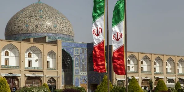 steag drapel iranian iran moscheea Sheyk Lotf Allah foto shutterstock