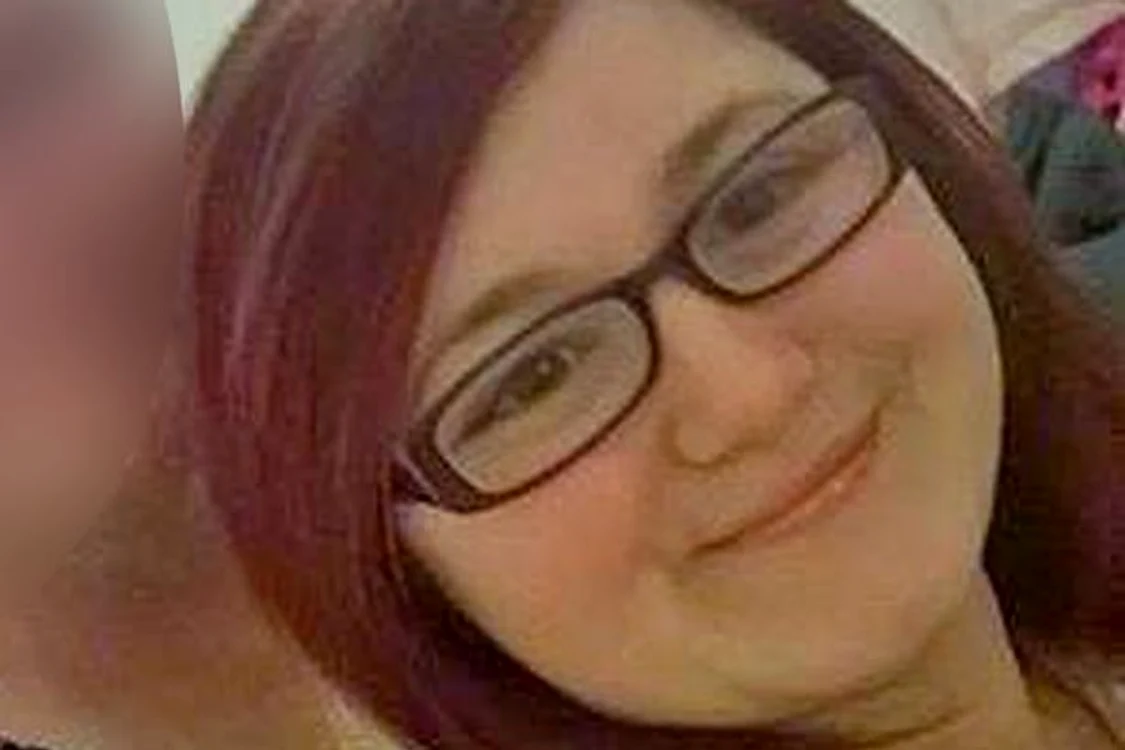 
    Bona Jade Hatt a fost judecată pentru că a abuzat minorul de care a avut grijăfoto: mirror.co.uk  