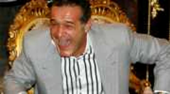 Gigi Becali nu vrea fani la meciul cu Twente