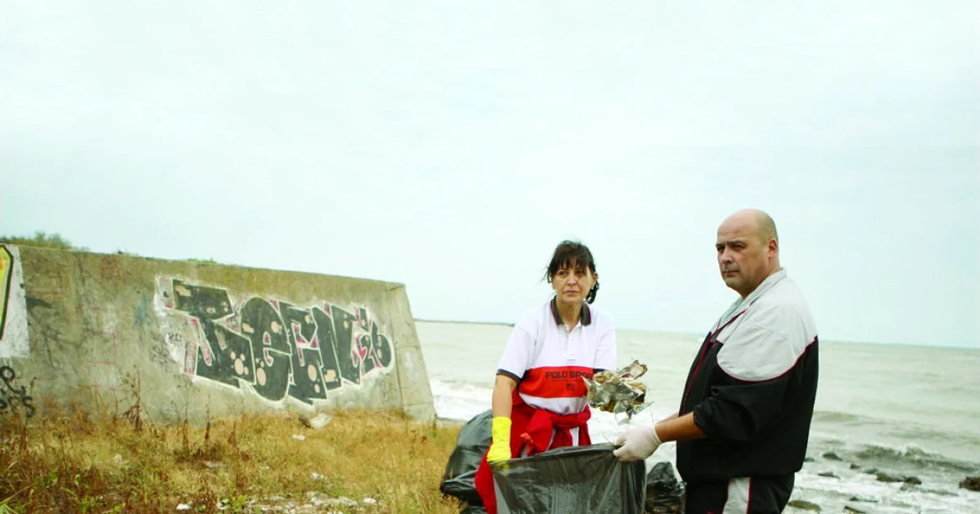 Dan şi Diana Dobre au igienizat plaja din zona Faleză Nord