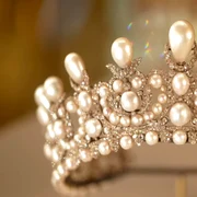 Bijuteriile Coroanei Franceze furate din Muzeul Luvru diadema recuperată Captură video YouTube Muzeul Luvru jpg