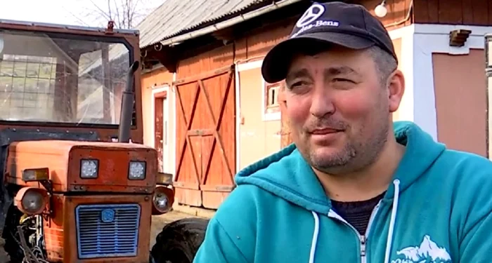 Gheorghe Sima, maramureșeanul pus la plată pentru mutarea cuibului FOTO Captură video