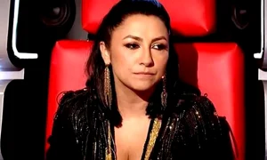 Andra, pe scaunul de la "Vocea României"  jpeg