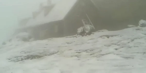 munte ninsoare iulie foto meteoplus
