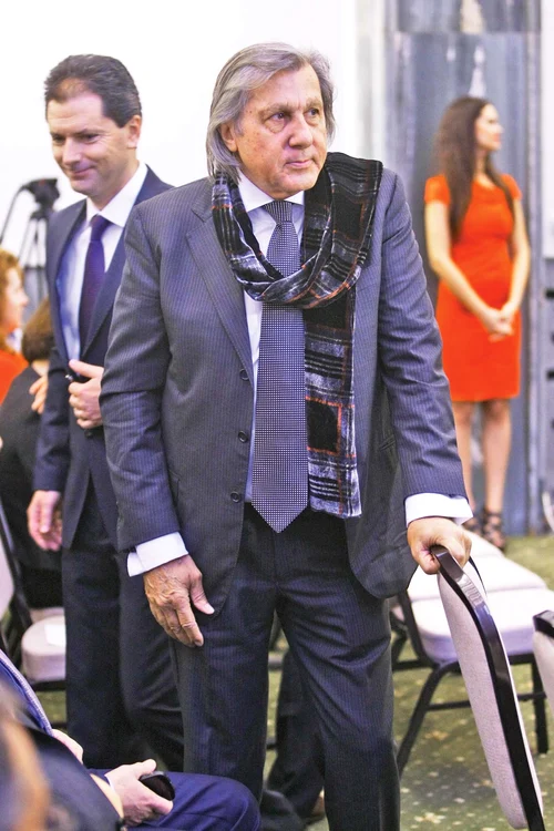 Ilie Năstase şi-a luat în serios responsabilităţile de tată pentru toţi copiii din familie