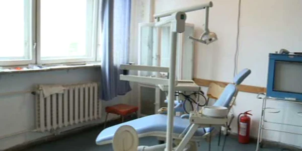 Condiţiile din Clinica de Stomatologie Infantilă din Iaşi