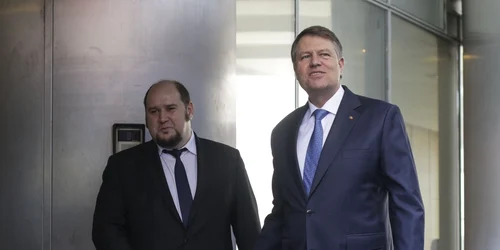 Preşedintele Klaus Iohannis este întâmpinat de către Daniel Horodniceanu în timpul sosirii la evenimentul de prezentare a bilantului DIICOT în Bucureşti FOTO Inquam Photos Octav Ganea
