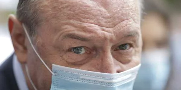 Traian Basescu si-a depus candidatura la primaria Bucuresti FOTO Inquam Photos / Octav Ganea