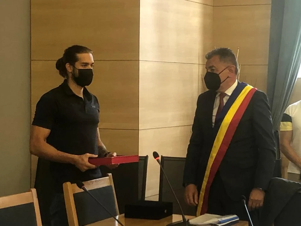 Robert Glinţă a devenit cetăţean de Onoare al Piteştiului