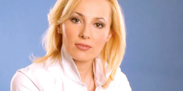 Irina Păcurariu, o realizatoare de televiziune care merită felicitată
