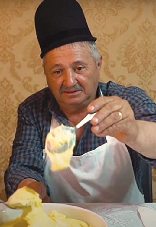 Vasile Pârja, un cioban din Şugatag