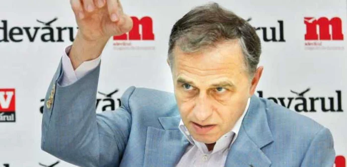 Mircea Geoană este acuzat de trădare de colegii săi de partid
