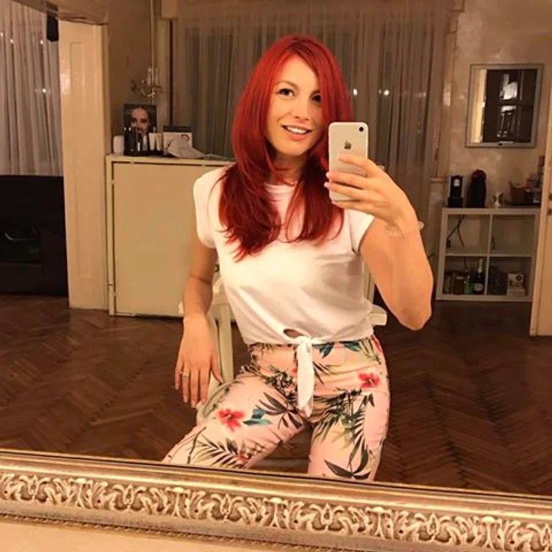 Elena Gheorghe silueta dupa nasterea fetitei (2) jpeg