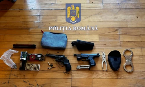 Arme și muniție găsite în locuința unui bărbat din Timișoara  politia romana jpeg