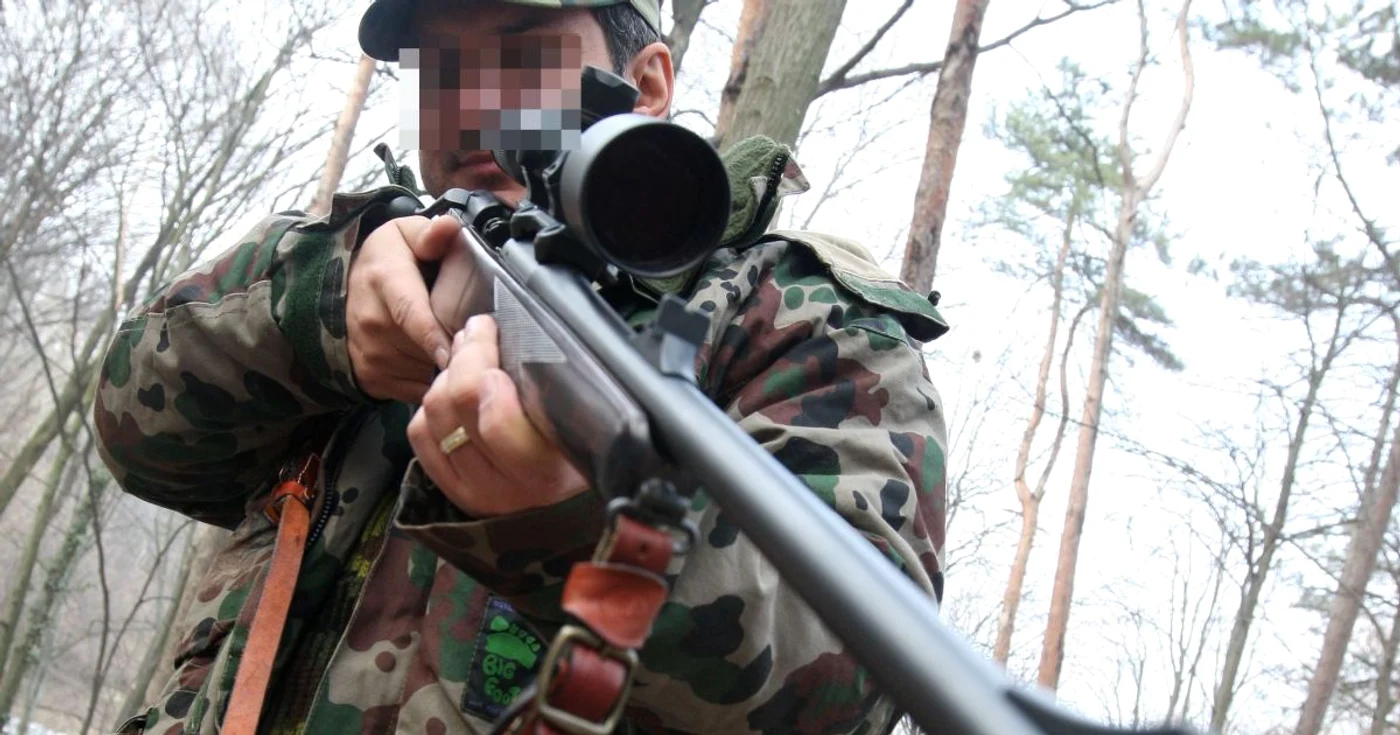 Braconierii aveau arma pregătită de vânătaore