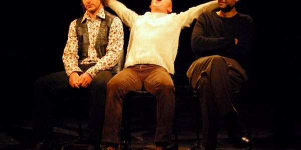 Mureşenii sunt invitaţi diseară la teatru
