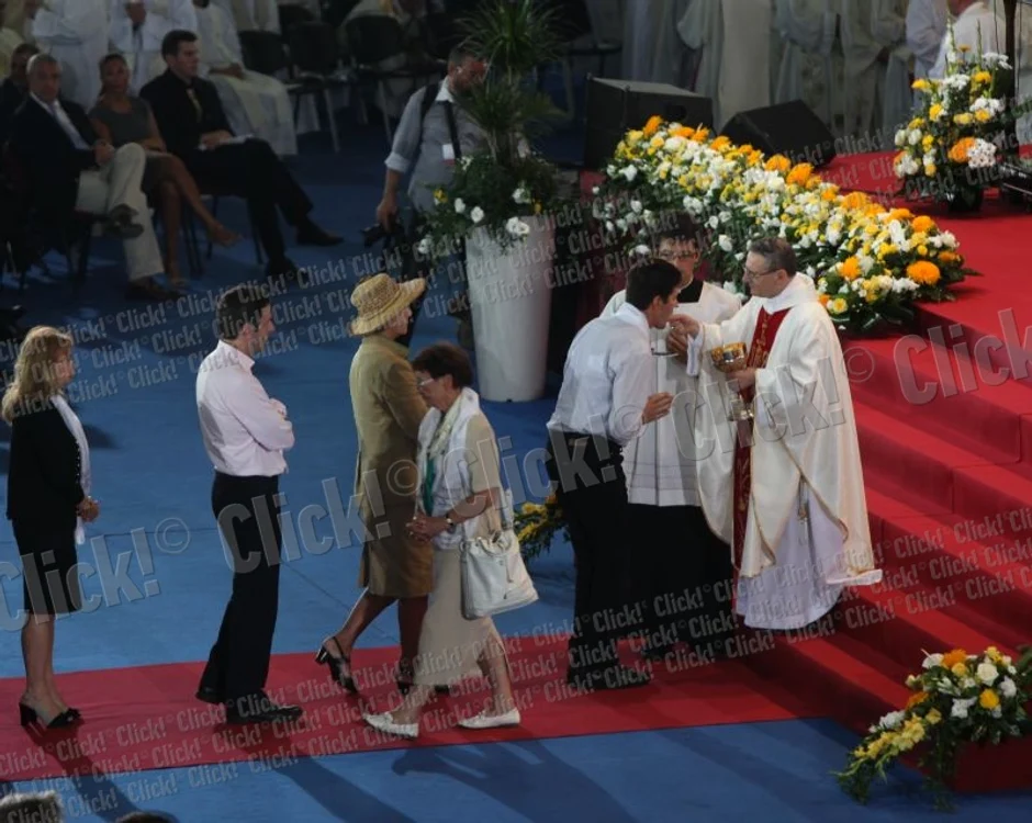 Sute de oameni au participat la ceremonia religioasă de beatificare