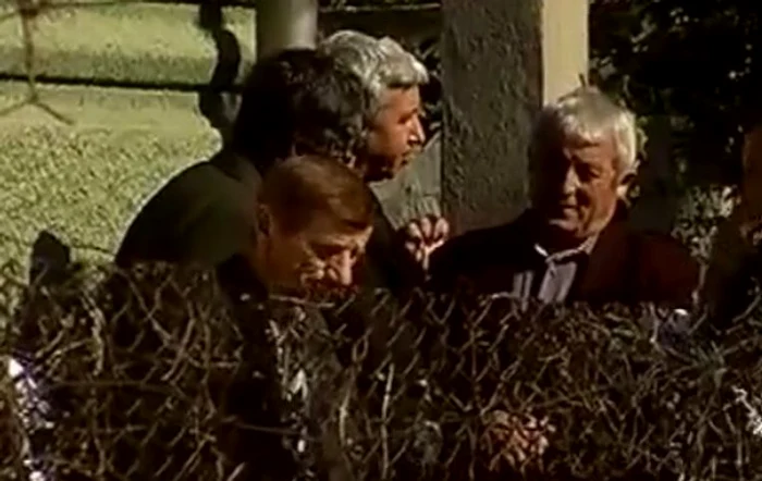 Dan Diaconescu îşi conduce tatăl pe ultimul drum