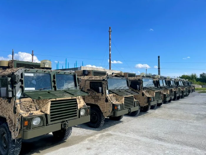 Vehiculele blindate Pinzgauer au fost donate armatei ucrainiene Foto: twitter.com/UAWeapons