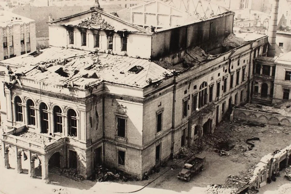 Teatrul national bombardat foto arhive mae