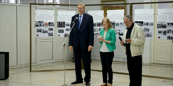 expozitie muzeu foto ipn