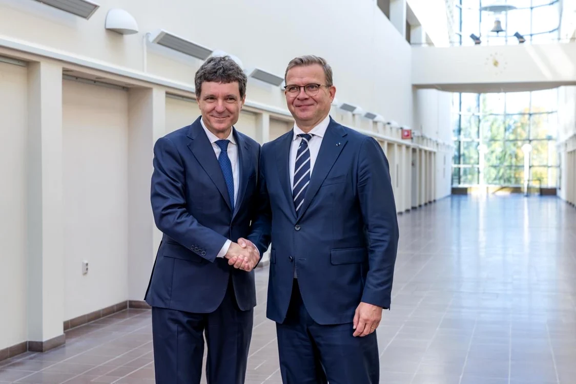 Nicușor Dan și premierul finlandez Petteri Orpo. 