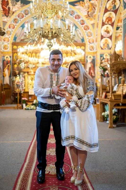 George Simion își botează băiatul la o petrecere cu 1.000 de invitați