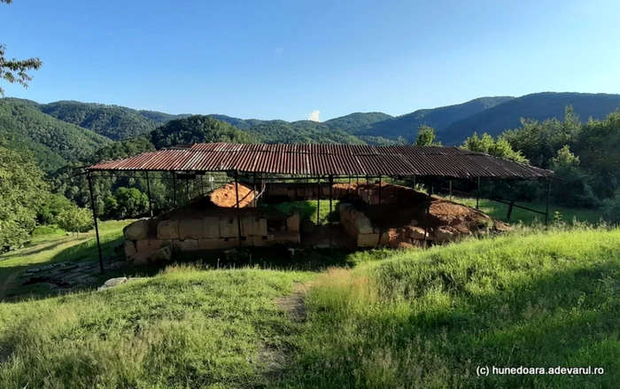 cetatea dacica costesti foto daniel guta