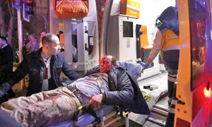 23 pe glob foto3 85 50 ap 90298985290 jpeg