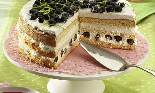 tort cu mascarpone si afine jpeg