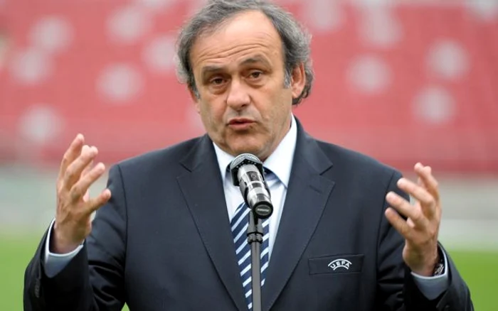 
    Michel Platini vrea să conducă şi FIFA  