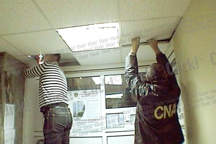 În total, 32 de  angajaţi au fost  duşi la audieri (Fotografii: Ionuţ Balaban)