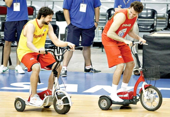 Giganţi pe triciclete