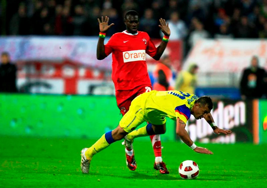 
    N'Doye a jucat 67 de minute în Steaua-Dinamo  