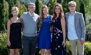 Bill Gates cu familia sursa Instagram jpg