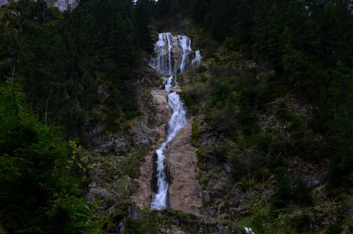 Cascada formata din lacrimi se afla in Maramures FOTO:Rares Moise/Adevarul