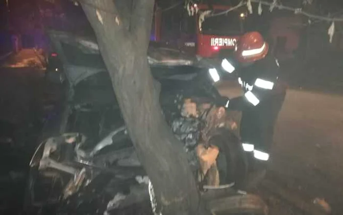 Imagine de la accidentul din Roşiorii de Vede FOTO: ISU Teleorman