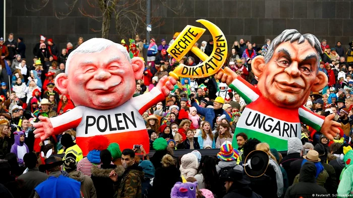 În 2018, la carnavalul din Düsseldorf, Kaczynski și Orban erau încă prezentați drept frați în spirit