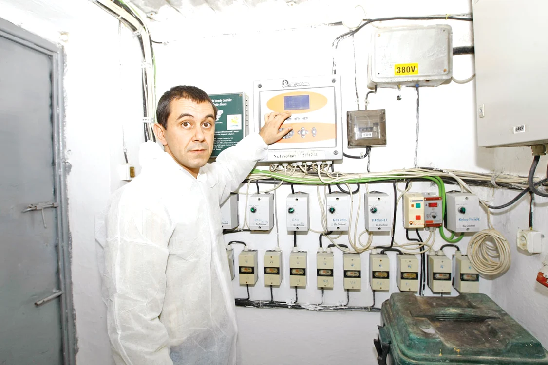 Medicul veterinar Petre Paul are sub control computerizat toată ferma din Călăraşi