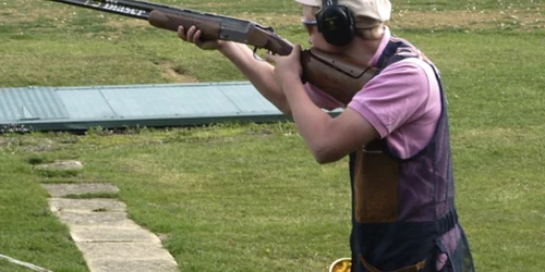 LIVE PIGEON SHOOTING