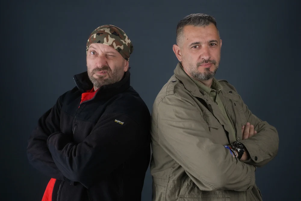 Cheloo a savurat o bere în aeroport, înainte de a pleca în Asia Express: cum a încercat s-o „ascundă”. Cele 9 echipe au plecat în marea aventură