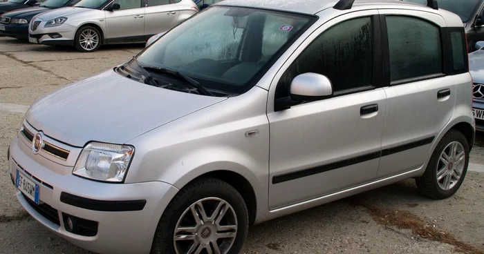 Maşina a fost reţinută la sediul Poliţiei de Frontieră/foto: IJPF