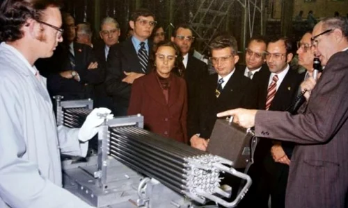 Ceauşescu şi programul nuclear al României jpeg
